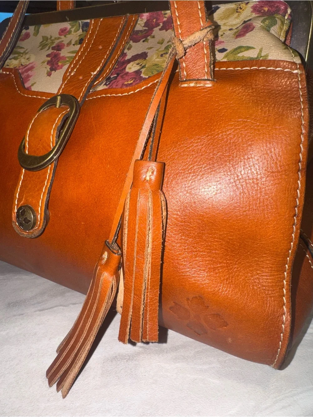 Patricia Nash RARE Cognac Leather Shoulder Bag Floral Accent Metal Clasp Closure